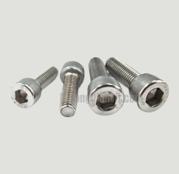 bulong-dau-tru-m8x100 Bu lông lục giác chìm đầu trụ M8x100 inox 304